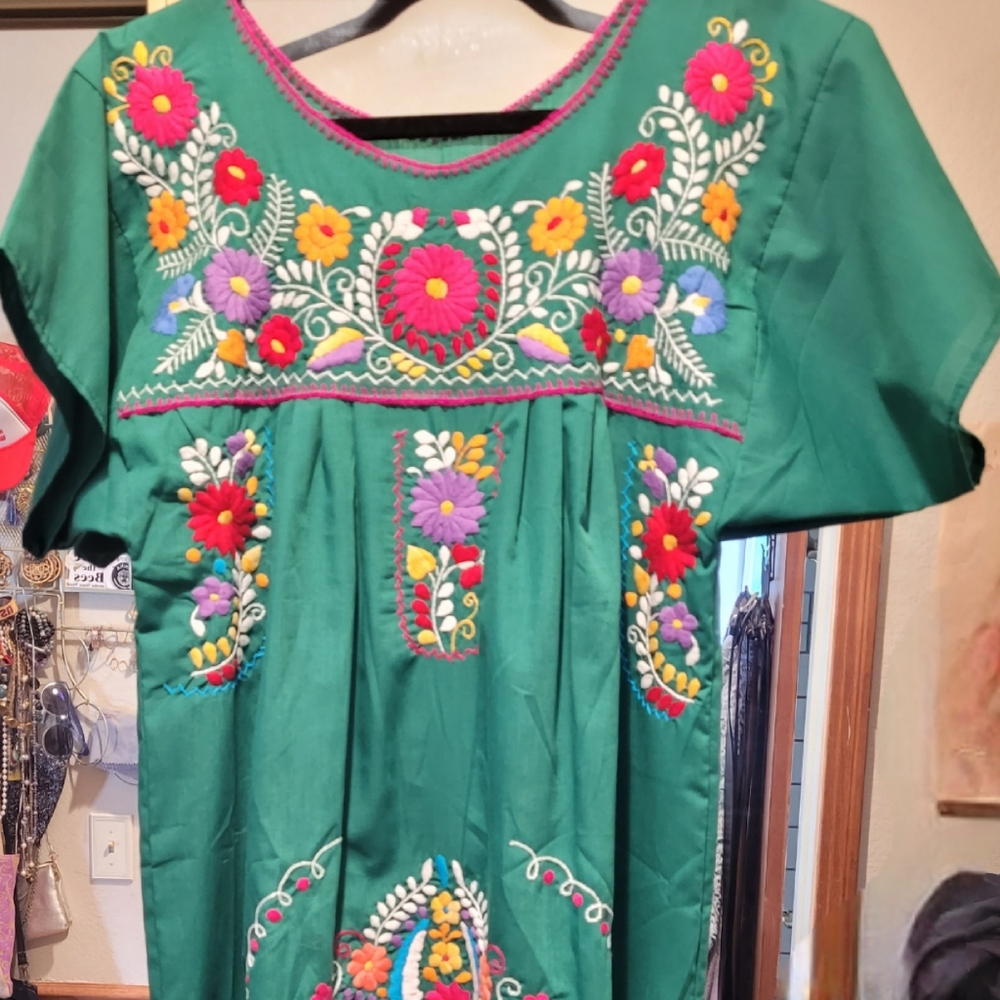 Floral Embroidered Green Tunic